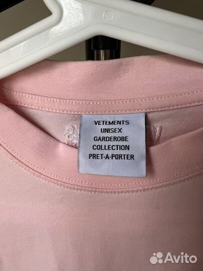 Футболка vetements