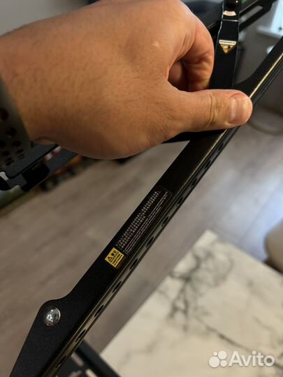 Кронштейн для телевизора на стену