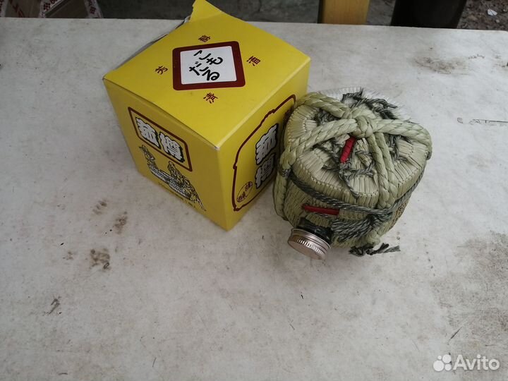 Бутылка для сакэ, Япония