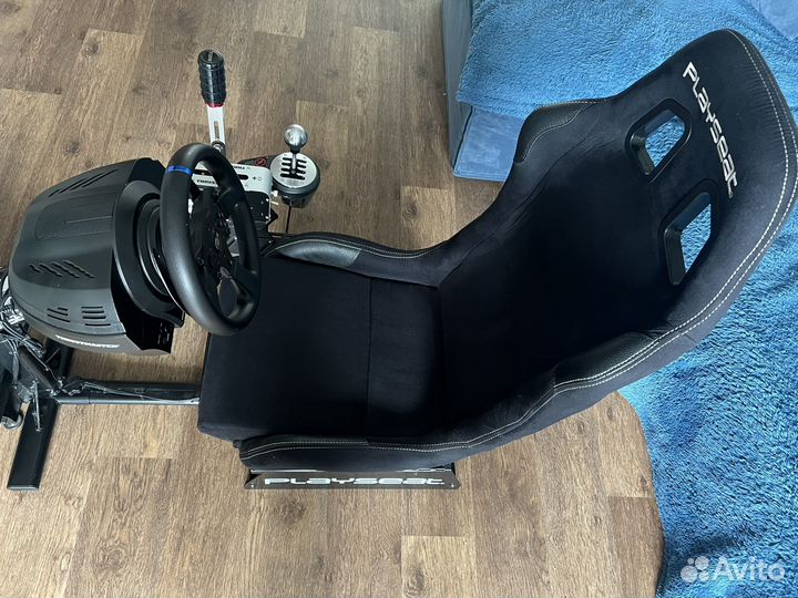 Кокпит Playseat+thrustmaster t300rs