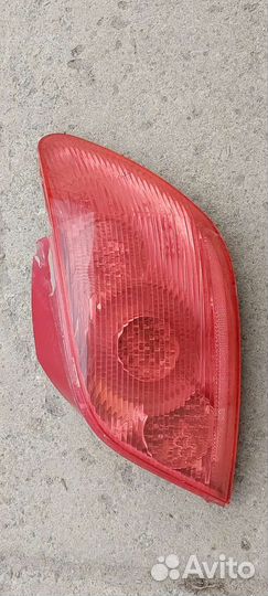 Задний правый фонарь peugeot 307