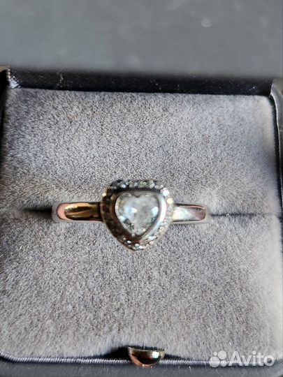 Серебряное помолвочное кольцо Сердце