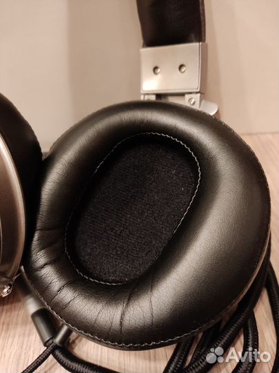 Наушники Denon AH-D2000
