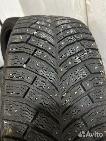 Michelin X-Ice North 4 235/45 R18