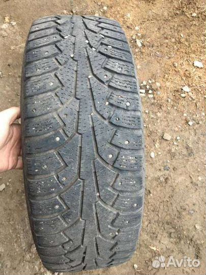 Nokian Tyres Hakkapeliitta 5 215/60 R17