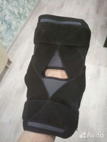 Ортез на коленный сустав