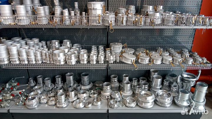 Грузовики и спецтехника