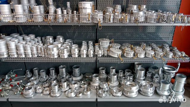 Грузовики и спецтехника