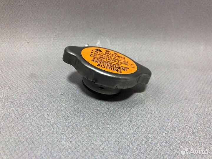 Крышка радиатора Mitsubishi Lancer X 2.0 2009