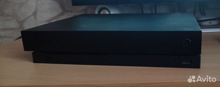 Игровая консоль Xbox one x