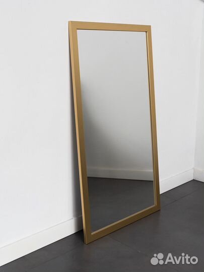 Зеркало настенное декоративное в раме Pineta