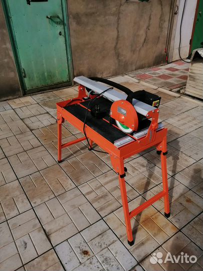 Плиткорез электрический водяной бу