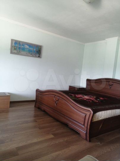 Комната 35 м² в 1-к., 3/3 эт.