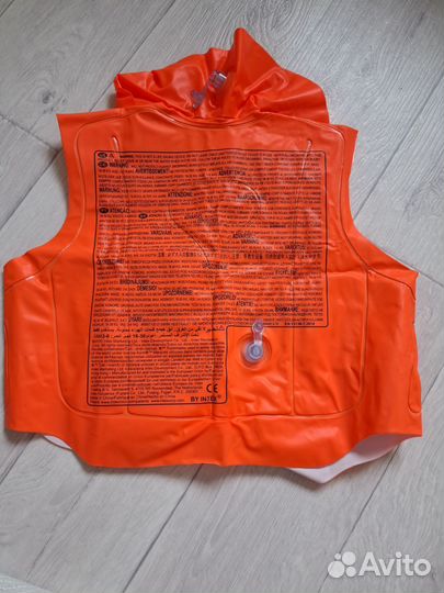 Детский надувной жилет intex