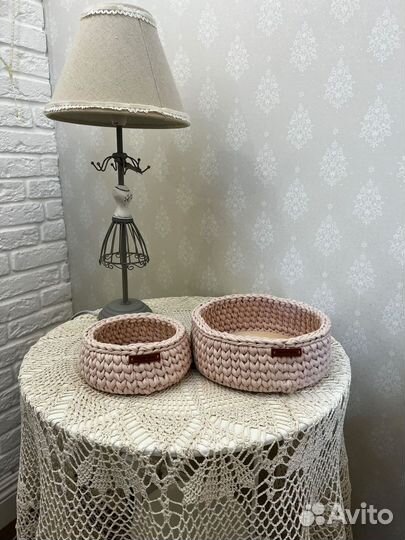 Вязаные корзинки ручной работы