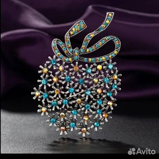 Брошь, подвеска