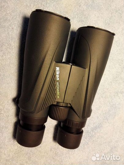 Бинокль Nikon Monarch 12x56