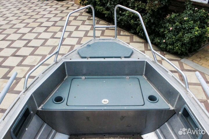 Моторная лодка Беркут