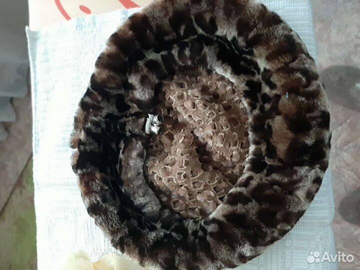 Берет из мутона