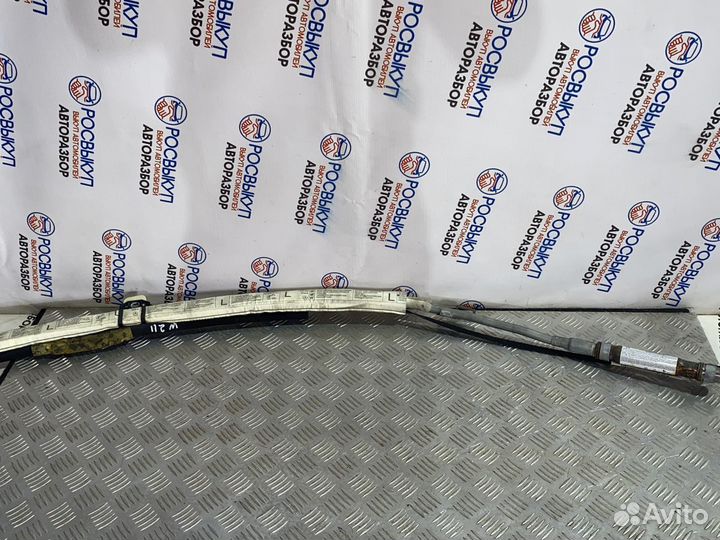 Шторка безопасности Mercedes-Benz W211