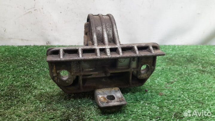 Опора (подушка) двигателя задняя Renault Scenic 1