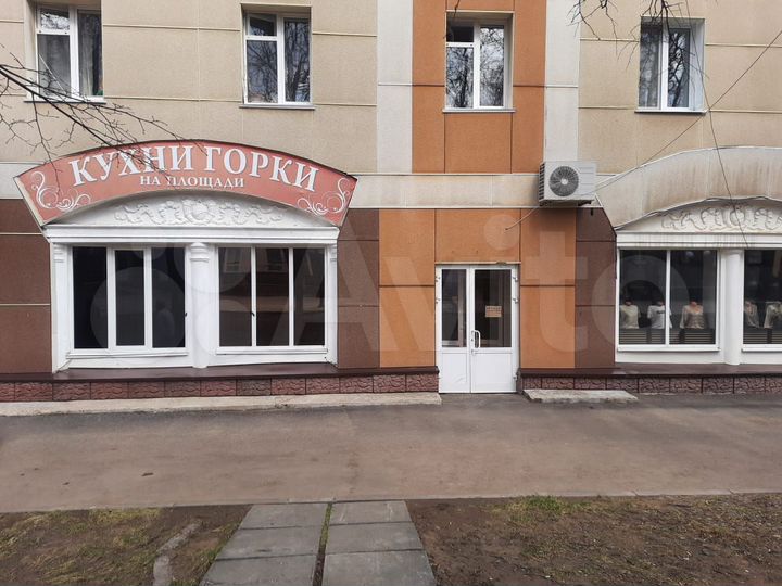 Помещение с отдел. входом и кондиционером- 106.1м²