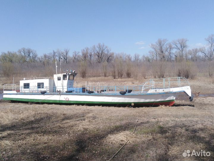 Пассажирский теплоход проект 792