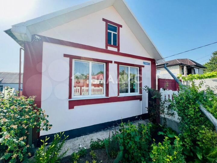 Дом 65,9 м² на участке 3,3 сот.