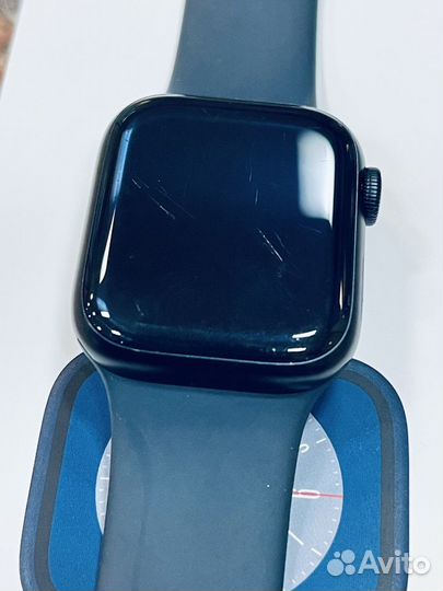 Умные часы Apple Watch Series 8 41 мм