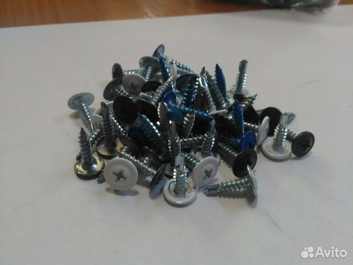 Пресс-шайба окрашенная