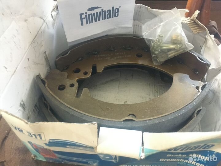 Продам колодки на классику+крестовина новая