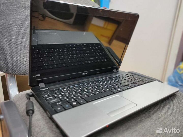 Ноутбук Acer E17 Aspire E1-531
