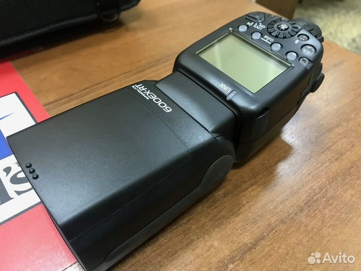 Вспышка Canon Speedlite 600 EX-RT