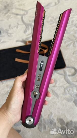 Выпрямитель для волос dyson