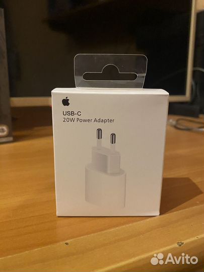 Блок зарядки iPhone 20w