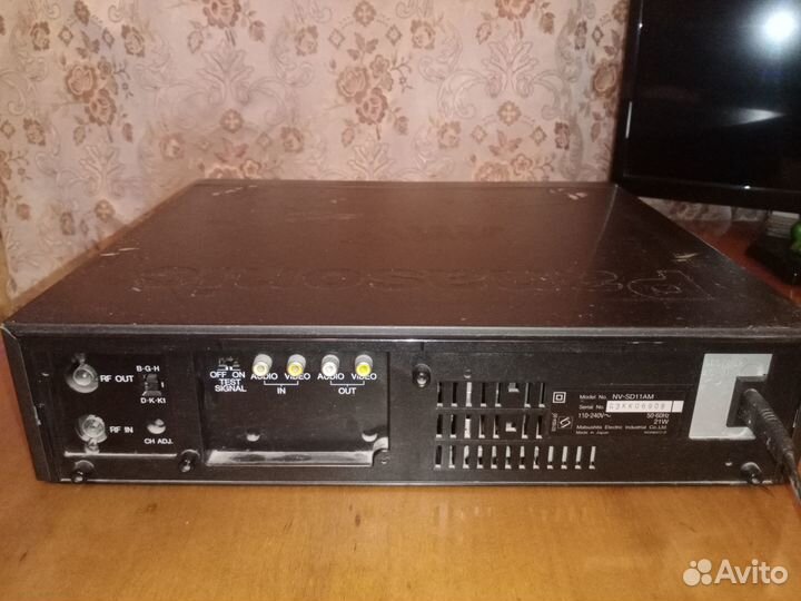 Видиомагнитофон panasonic