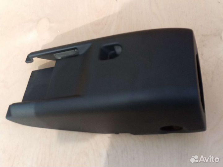 Кожух рулевой колонки VW Passat CC 2013