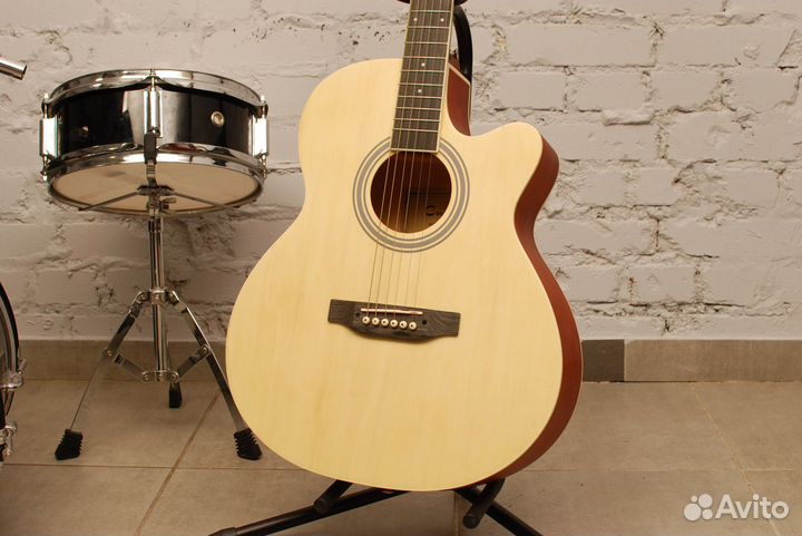 Акустическая гитара (комплект)