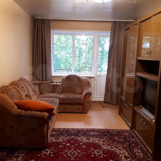 2-к. квартира, 42 м², 3/5 эт.