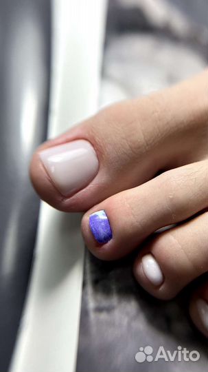 Аппаратный педикюр