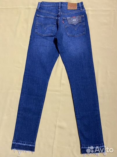 Женские джинсы levis 501