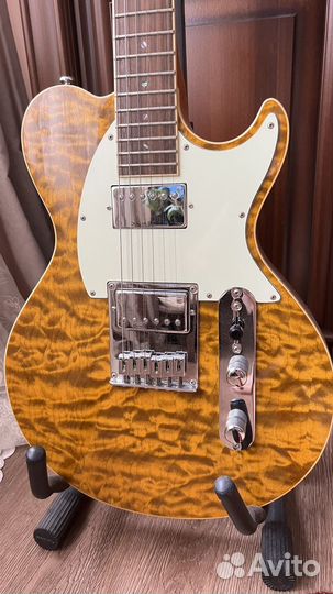 Электрогитара Greg Bennett с комбоусилителем