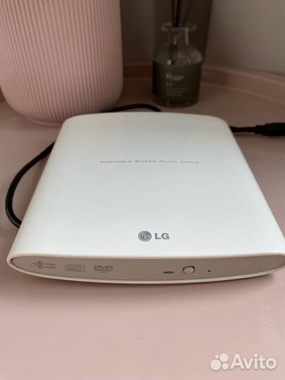Оптический привод LG GP08NU20