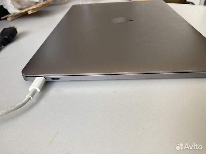 Apple MacBook Pro 13