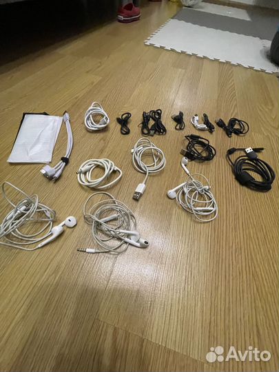 Кабель micro usb, наушники apple