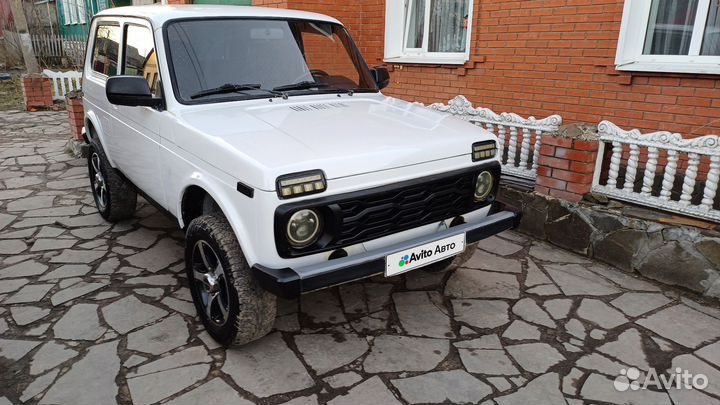 LADA 4x4 (Нива) 1.7 МТ, 2011, 143 000 км