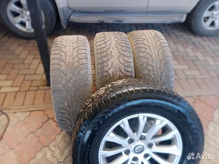 Nokian Tyres Nordman 5 SUV 265/65 R17