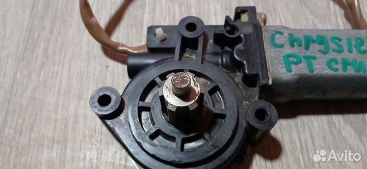 Мотор стеклоподъемника передний правый Chrysler