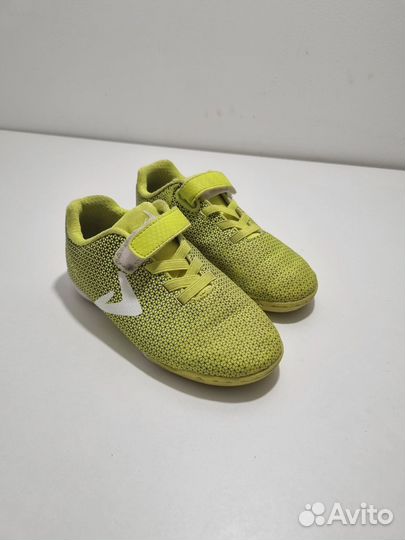 Кеды детские футбольные