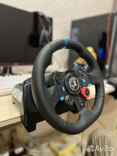 Игровой руль logitech g29 с кпп и педалями